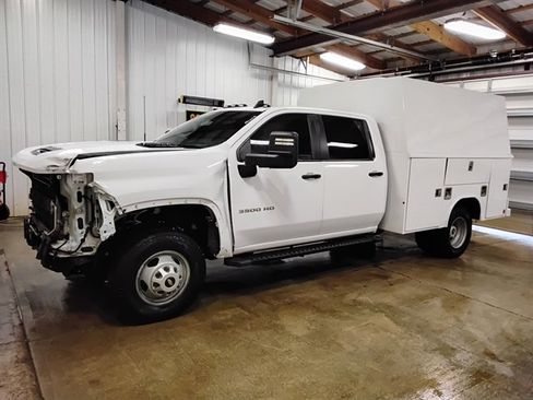 Used 2022 Chevrolet Silverado 3500 W/T w/ WT Convenience Package image 5