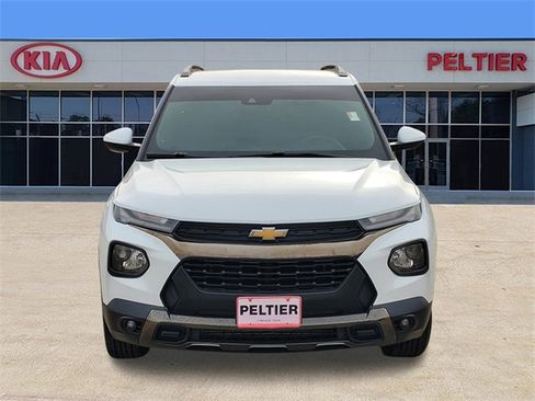 Used 2022 Chevrolet TrailBlazer ACTIV w/ Convenience Package image 2