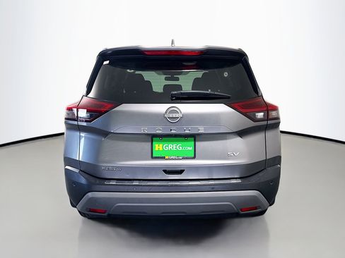 Used 2022 Nissan Rogue SV FWD image 8