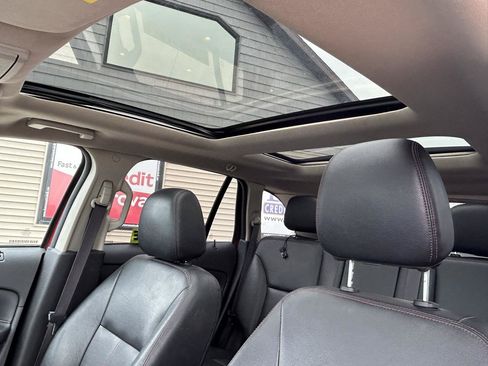 Used 2013 Ford Edge SEL AWD/4WD image 18