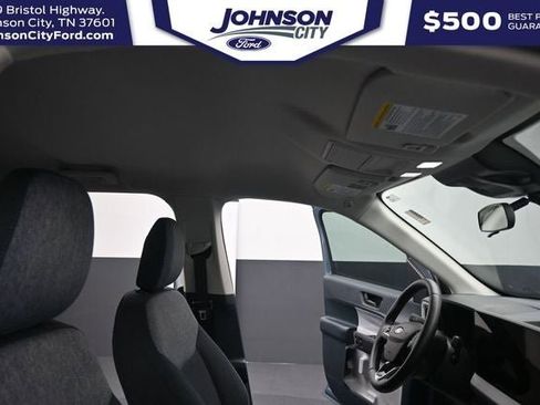 Used 2025 Ford Maverick XLT w/ Equipment Group 301A AWD/4WD image 18