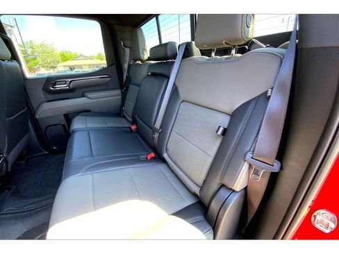 Used 2024 Chevrolet Silverado 1500 ZR2 w/ Technology Package AWD/4WD image 28