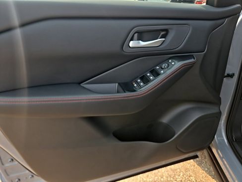 New 2026 Nissan Rogue SV image 14