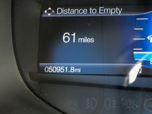 Used 2022 Ford Edge Titanium image 21