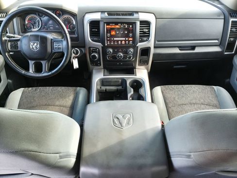 Used 2017 RAM 1500 Classic SLT w/ SLT Plus D←cor Group AWD/4WD image 14