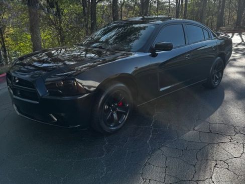 Used 2012 Dodge Charger SXT Plus image 1