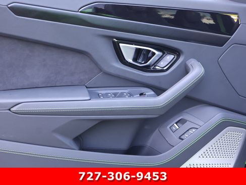 Used 2023 Lamborghini Urus S AWD/4WD image 14