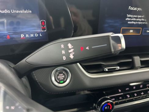 New 2026 Chevrolet Equinox LT w/ Convenience Package II image 35