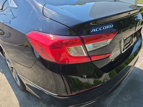 Used 2020 Honda Accord EX image 6