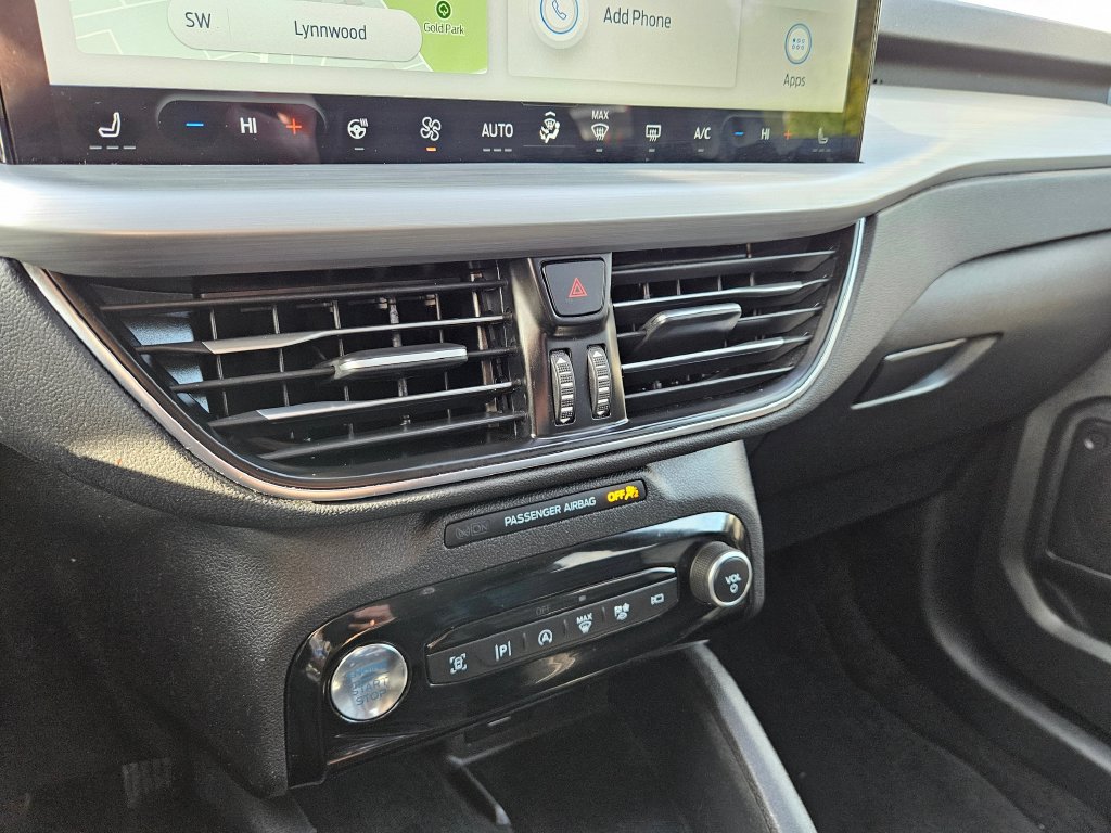 Used 2024 Ford Escape Platinum AWD/4WD image 28