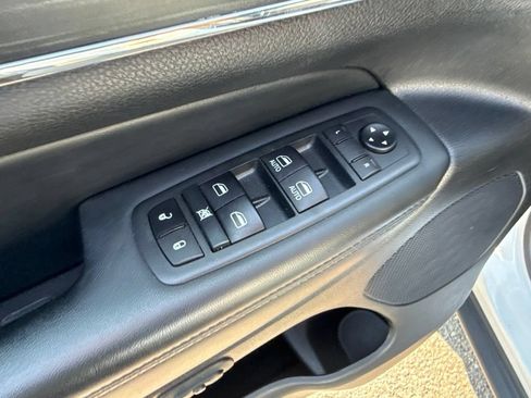Used 2020 Jeep Grand Cherokee Limited w/ Trailer Tow Group IV AWD/4WD image 19