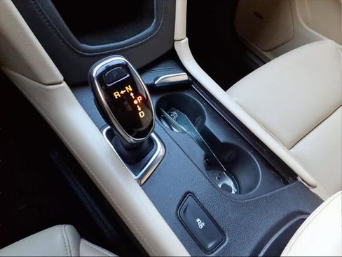 Used 2017 Cadillac XT5 FWD image 20