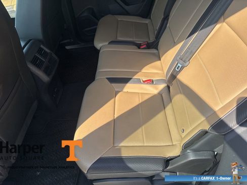 Used 2023 Volkswagen Atlas Cross Sport SE w/ Panoramic Sunroof Package AWD/4WD image 10