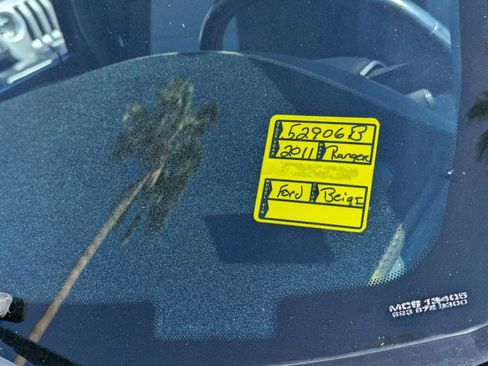 Used 2011 Ford Ranger XLT image 28