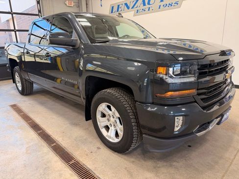 Used 2018 Chevrolet Silverado 1500 LT w/ All Star Edition image 2