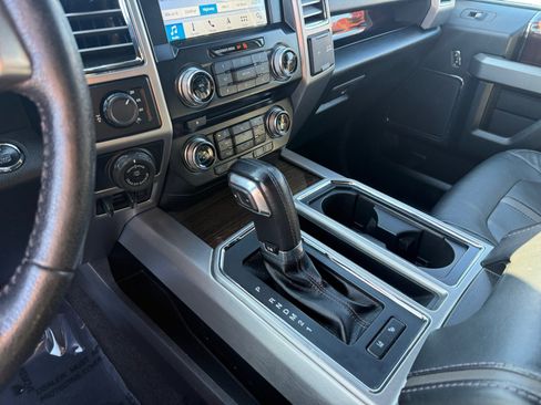 Used 2016 Ford F150 Platinum w/ Equipment Group 701A Luxury image 13