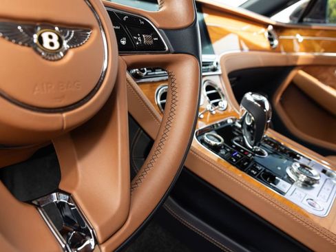 Used 2020 Bentley Continental GT AWD/4WD image 46