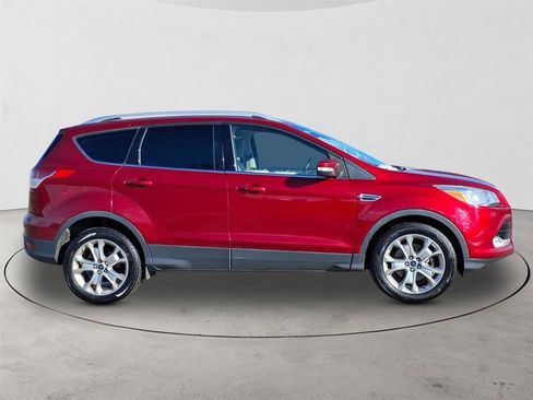 Used 2015 Ford Escape Titanium image 4