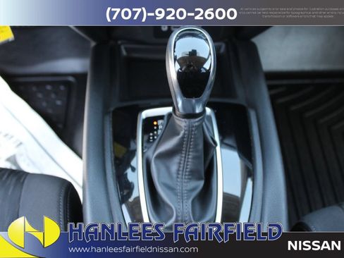 Used 2020 Nissan Rogue S FWD image 18