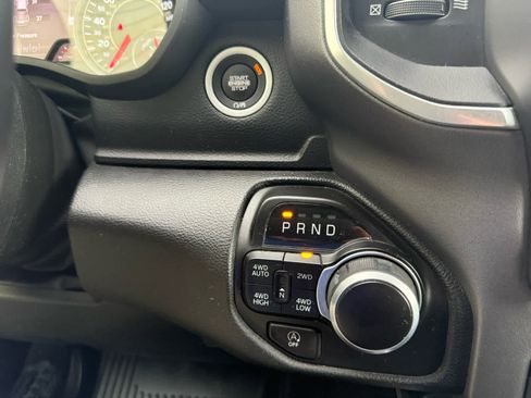 Used 2022 RAM 1500 Big Horn AWD/4WD image 13