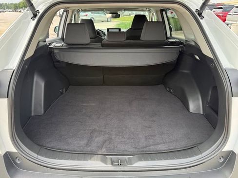 Used 2025 Toyota RAV4 XLE w/ Convenience Package FWD image 27