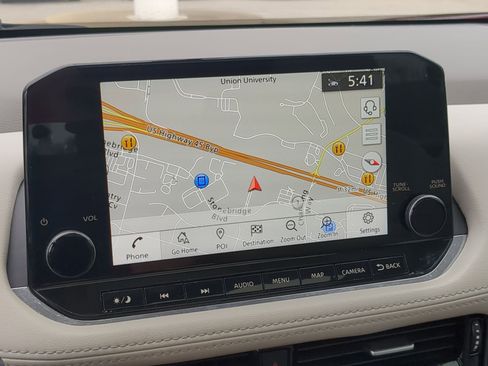 Used 2021 Nissan Rogue SL w/ Premium Package image 17