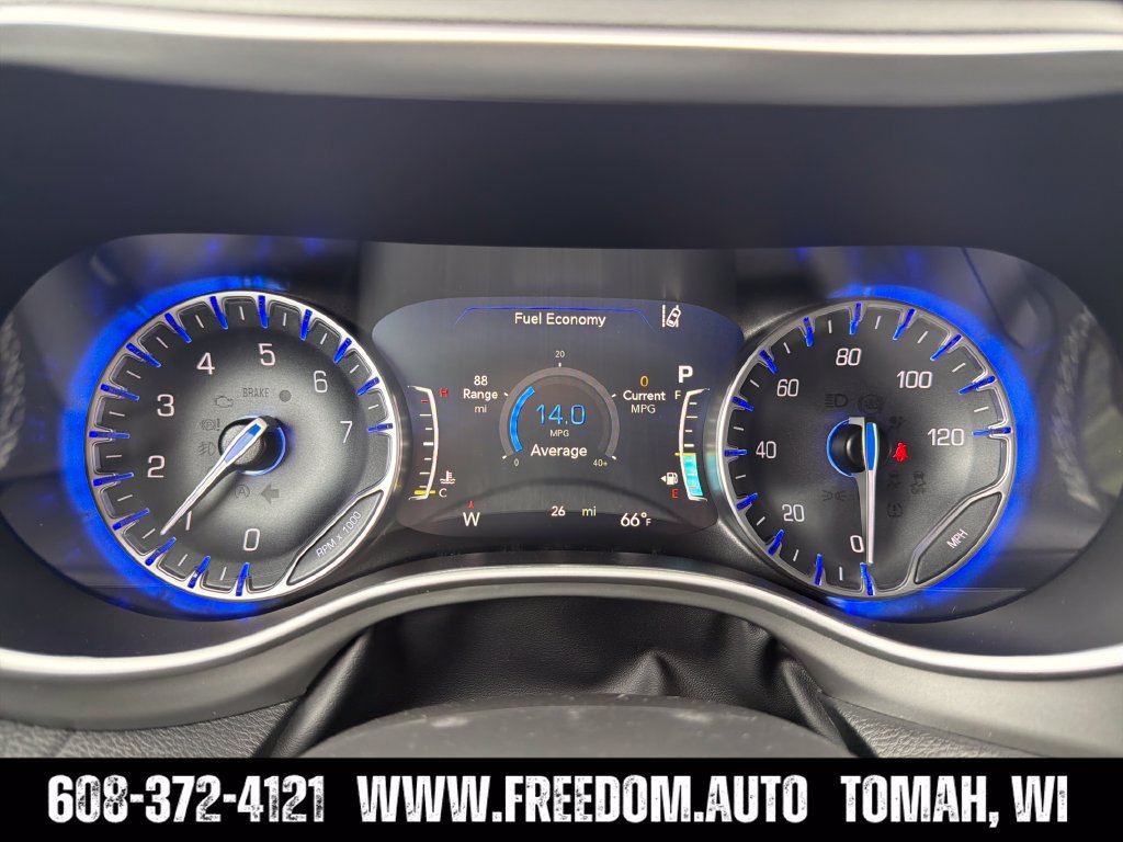 New 2027 Chrysler Pacifica Select AWD/4WD image 17