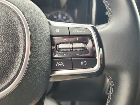 Used 2022 Kia Sorento S FWD image 26