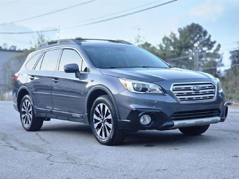 Used 2017 Subaru Outback 3.6R Limited image 11