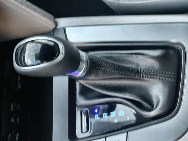 Used 2018 Hyundai Elantra SEL w/ Cargo Package FWD image 16