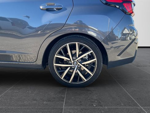 Used 2024 Subaru Impreza 2.0i Sport image 32