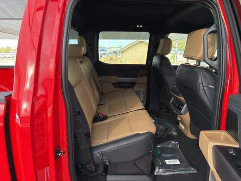New 2026 Ford F350 Lariat w/ Lariat Premium Package image 10