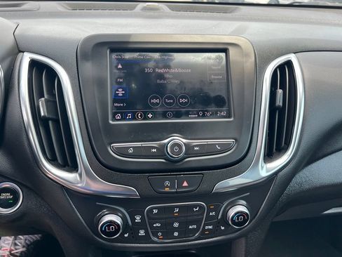 Used 2023 Chevrolet Equinox LT AWD/4WD image 37