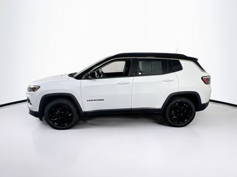 Used 2022 Jeep Compass Limited AWD/4WD image 8