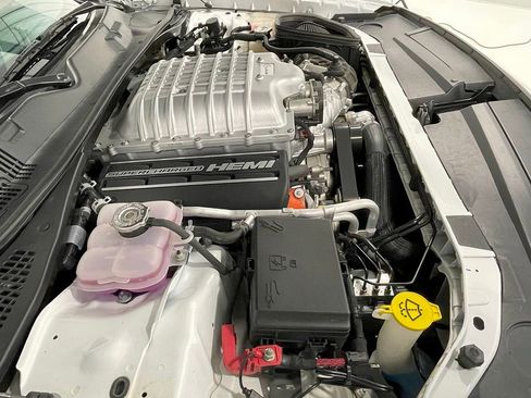 Used 2020 Dodge Challenger SRT Hellcat image 22