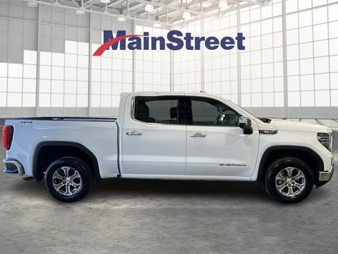 Used 2025 GMC Sierra 1500 SLT image 6