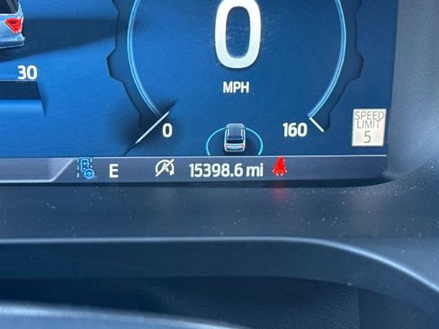 Used 2024 Ford Expedition Limited image 35