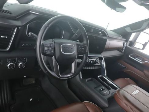 Used 2026 GMC Sierra 3500 Denali Ultimate AWD/4WD image 18