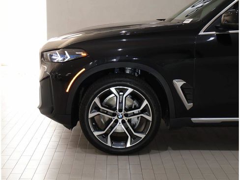 Used 2026 BMW X5 xDrive40i w/ Premium Package AWD/4WD image 4