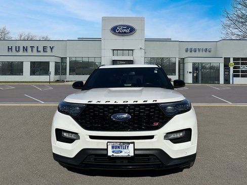 Used 2020 Ford Explorer ST w/ ST Street Pack image 3