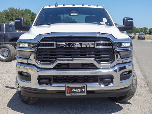 New 2025 RAM 3500 Tradesman w/ Chrome Appearance Group image 2