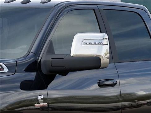 New 2026 RAM 2500 Laramie w/ Towing Technology Group AWD/4WD image 12