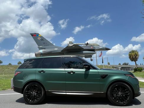 Used 2019 Land Rover Range Rover Sport SE AWD/4WD image 2