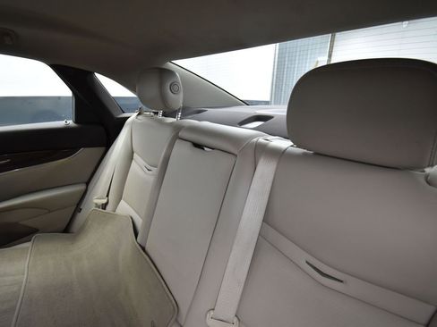 Used 2015 Cadillac XTS Luxury w/ Driver Awareness Package image 12