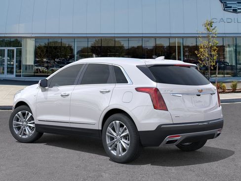 New 2026 Cadillac XT5 Premium Luxury image 3
