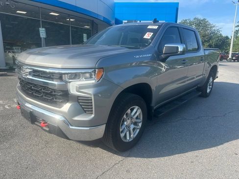Used 2024 Chevrolet Silverado 1500 LT AWD/4WD image 1