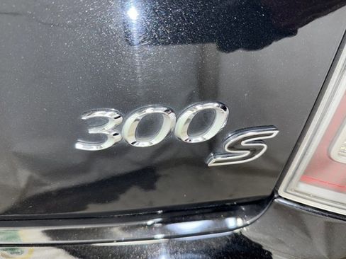 Used 2014 Chrysler 300 S w/ Luxury Group image 37