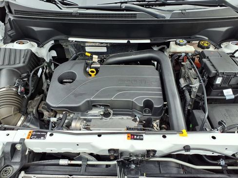 Used 2024 Chevrolet Equinox LS FWD image 36