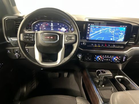 Certified 2024 GMC Sierra 1500 SLT w/ SLT Premium Plus Package image 18