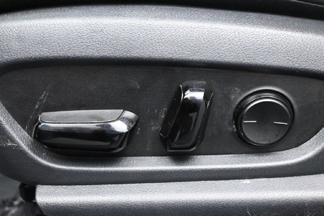 Used 2023 Lexus ES 350 w/ Accessory Package (Z1) FWD image 8